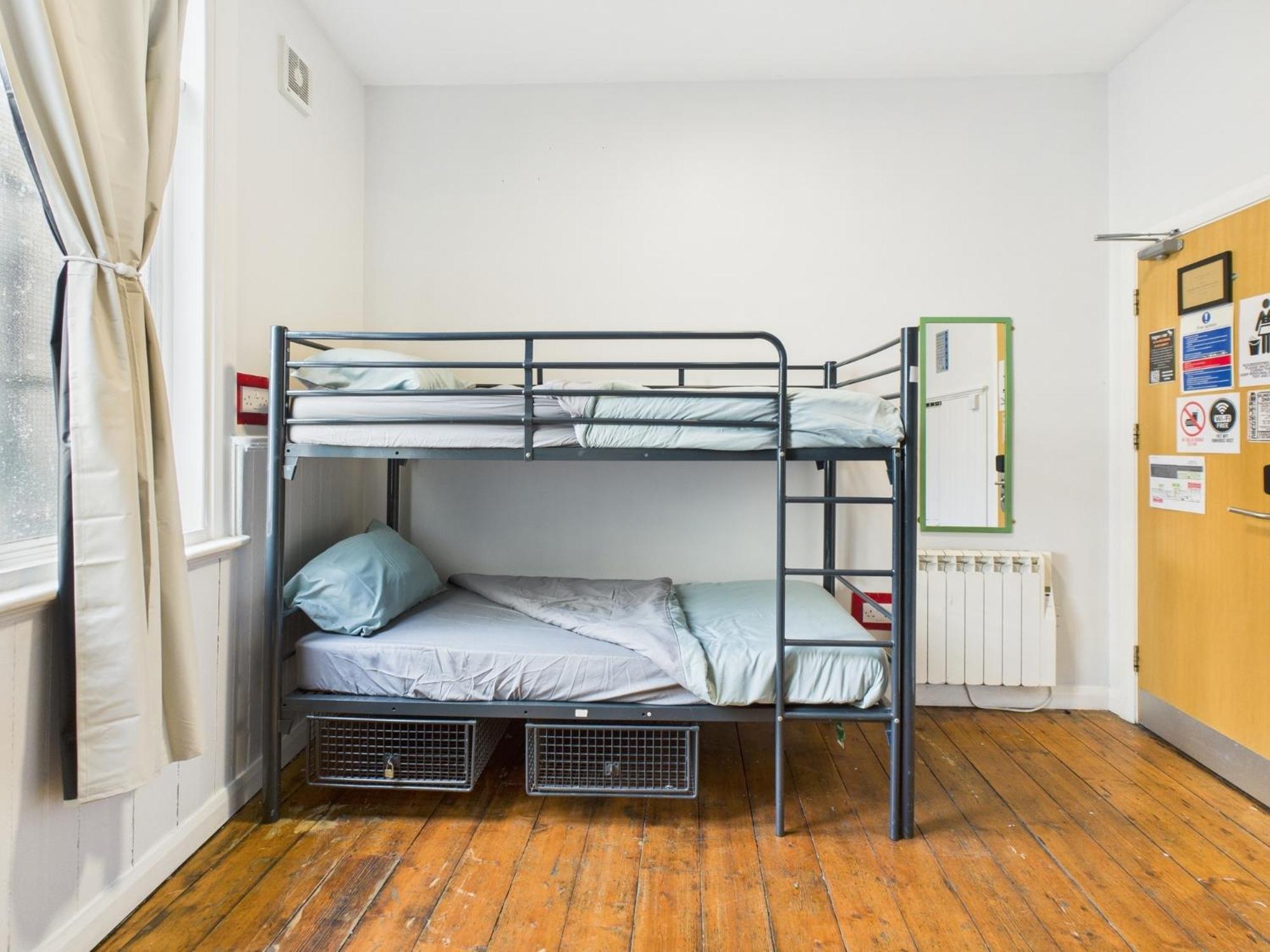Bunkhouse Hostel คาร์ดิฟฟ์ ภายนอก รูปภาพ