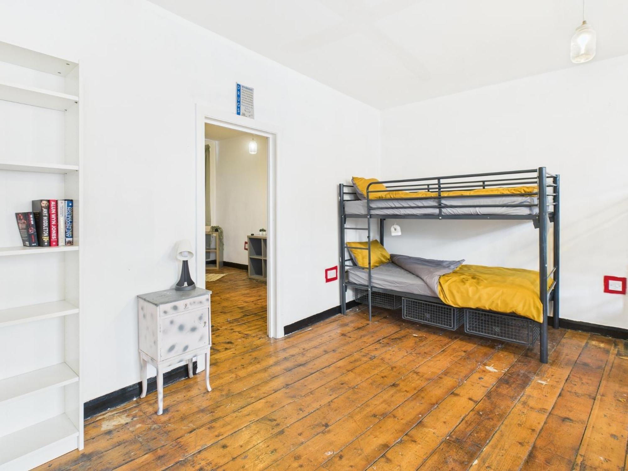 Bunkhouse Hostel คาร์ดิฟฟ์ ภายนอก รูปภาพ
